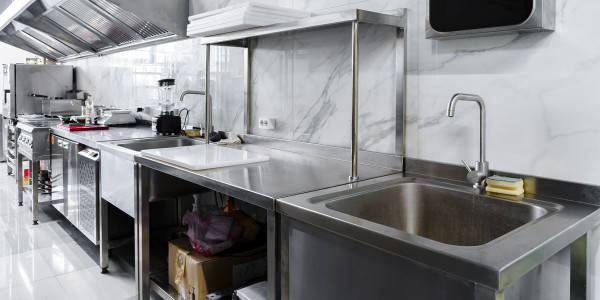 Limpiezas de Conductos de Extracción y Ventilación Guadassuar · Cocina de Hostales