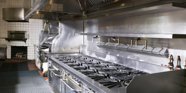 Limpiezas de Conductos de Extracción y Ventilación Pedralba · Cocina de Restaurantes